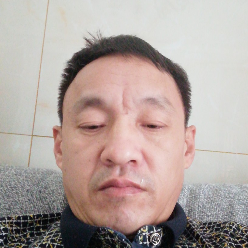 稳重凝眸音响的照片