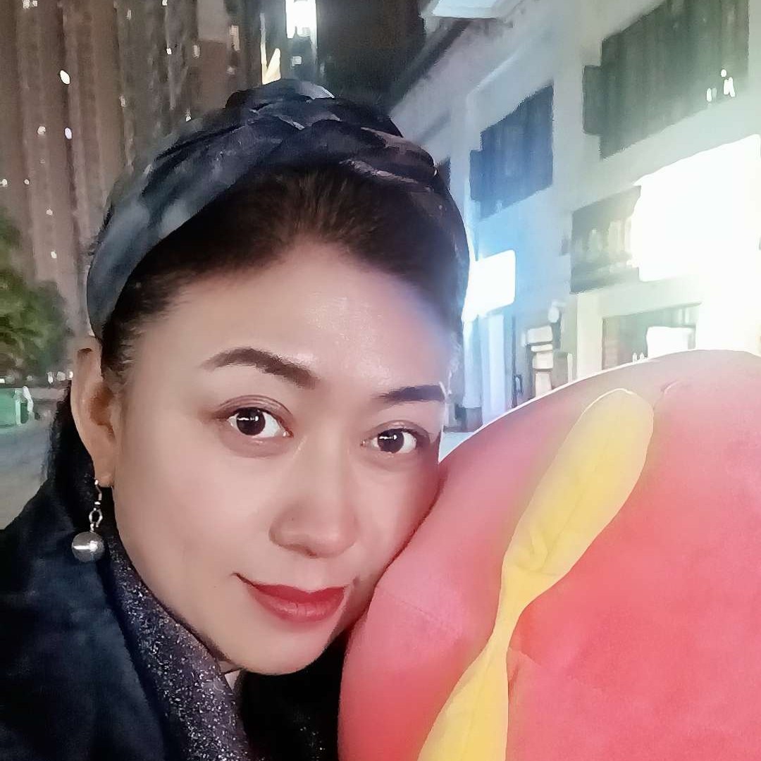墨镜向美丽的照片