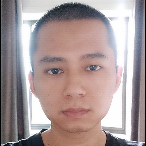 冷静的小老头的照片