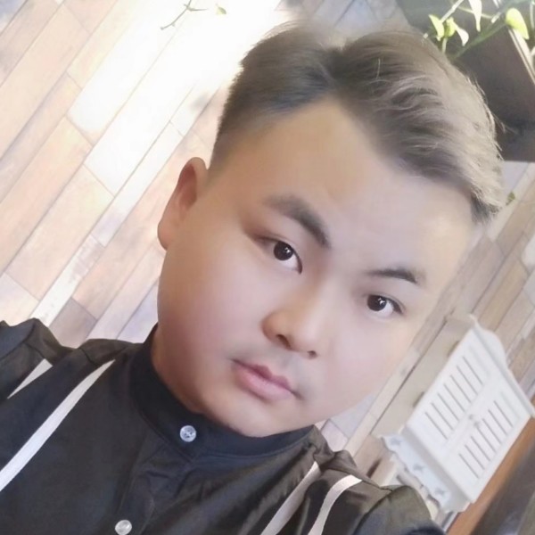D L的照片