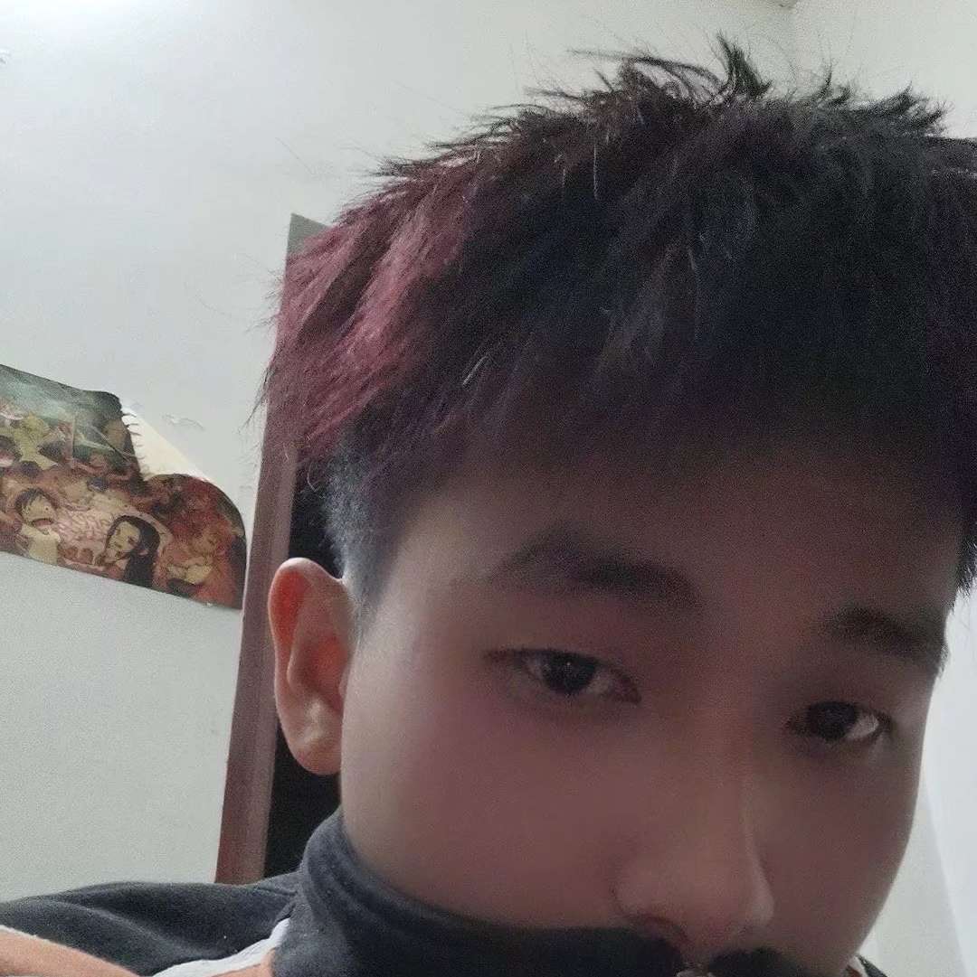 大白打忧虑的照片