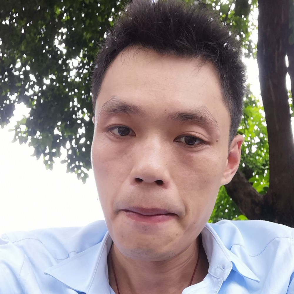 森槿用微笑的照片