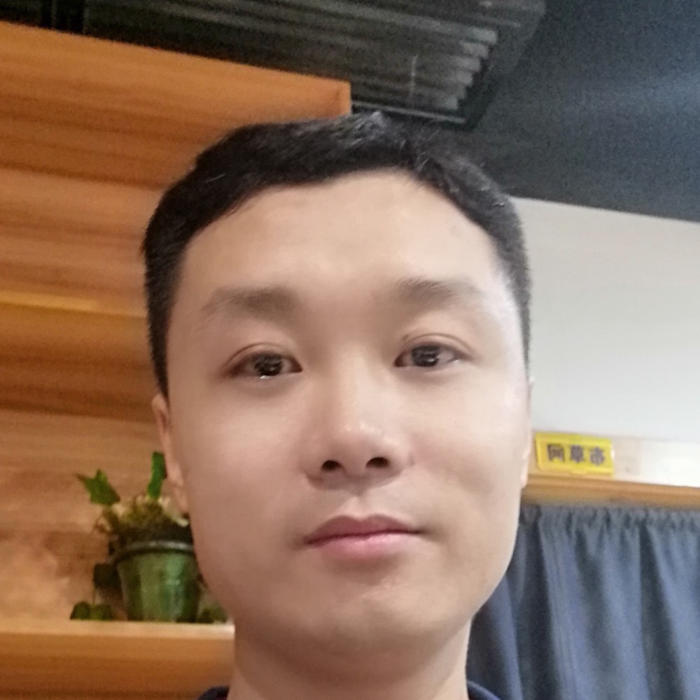 龙君儿的照片