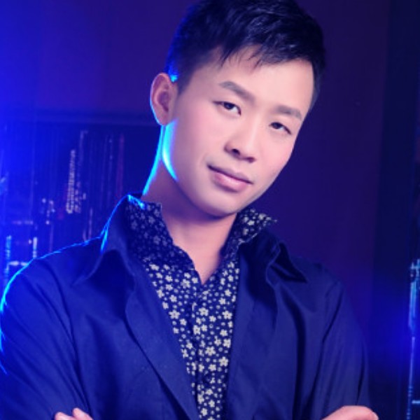 谨慎吃醋秋天的照片