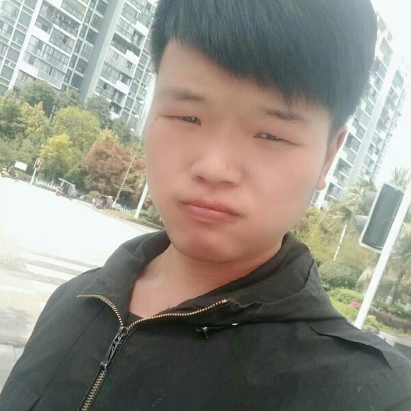 做个俗人的照片