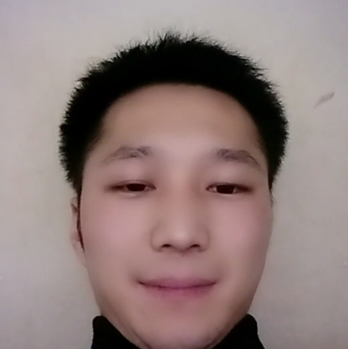快乐的90后疯子的照片