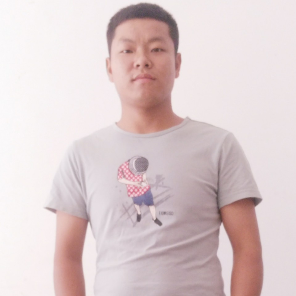 认真皮带的照片