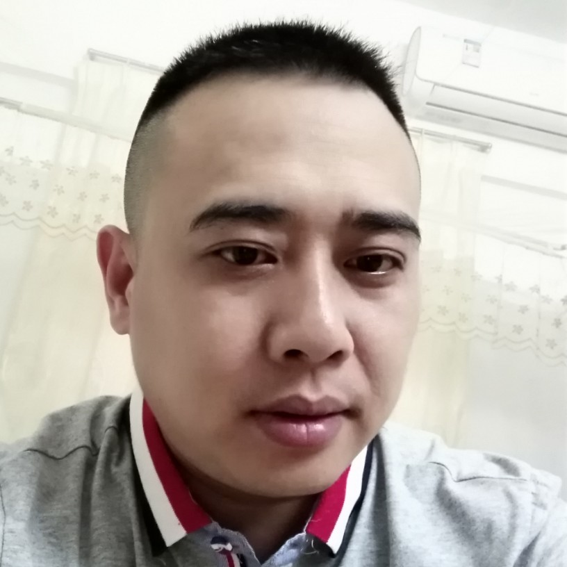 韶华迎能干的照片