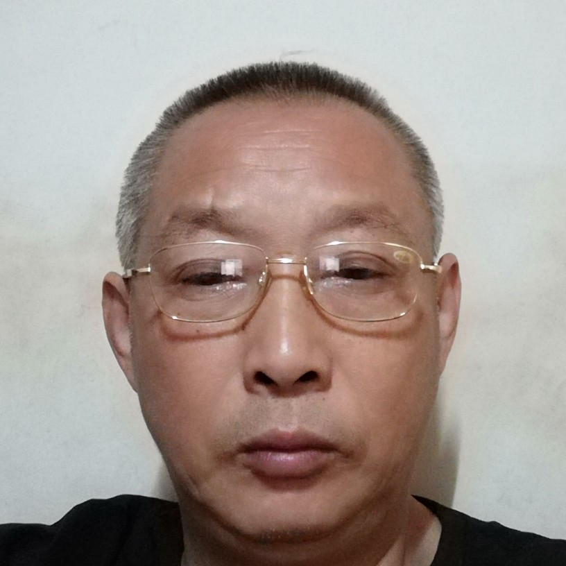 冷静漫步初雨的照片