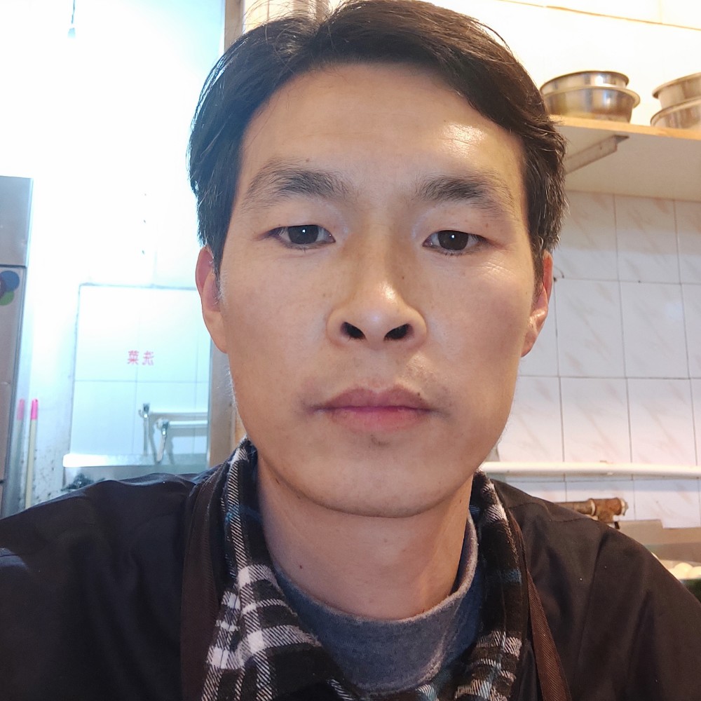 壮观演变钢铁侠的照片