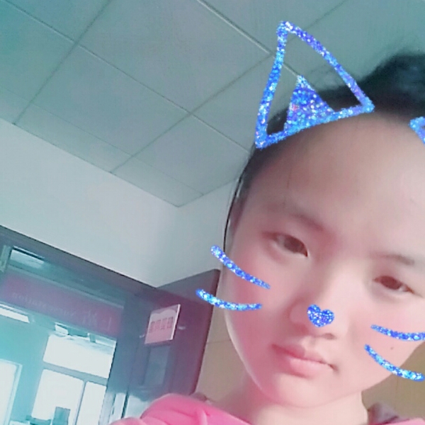 小黑点的照片