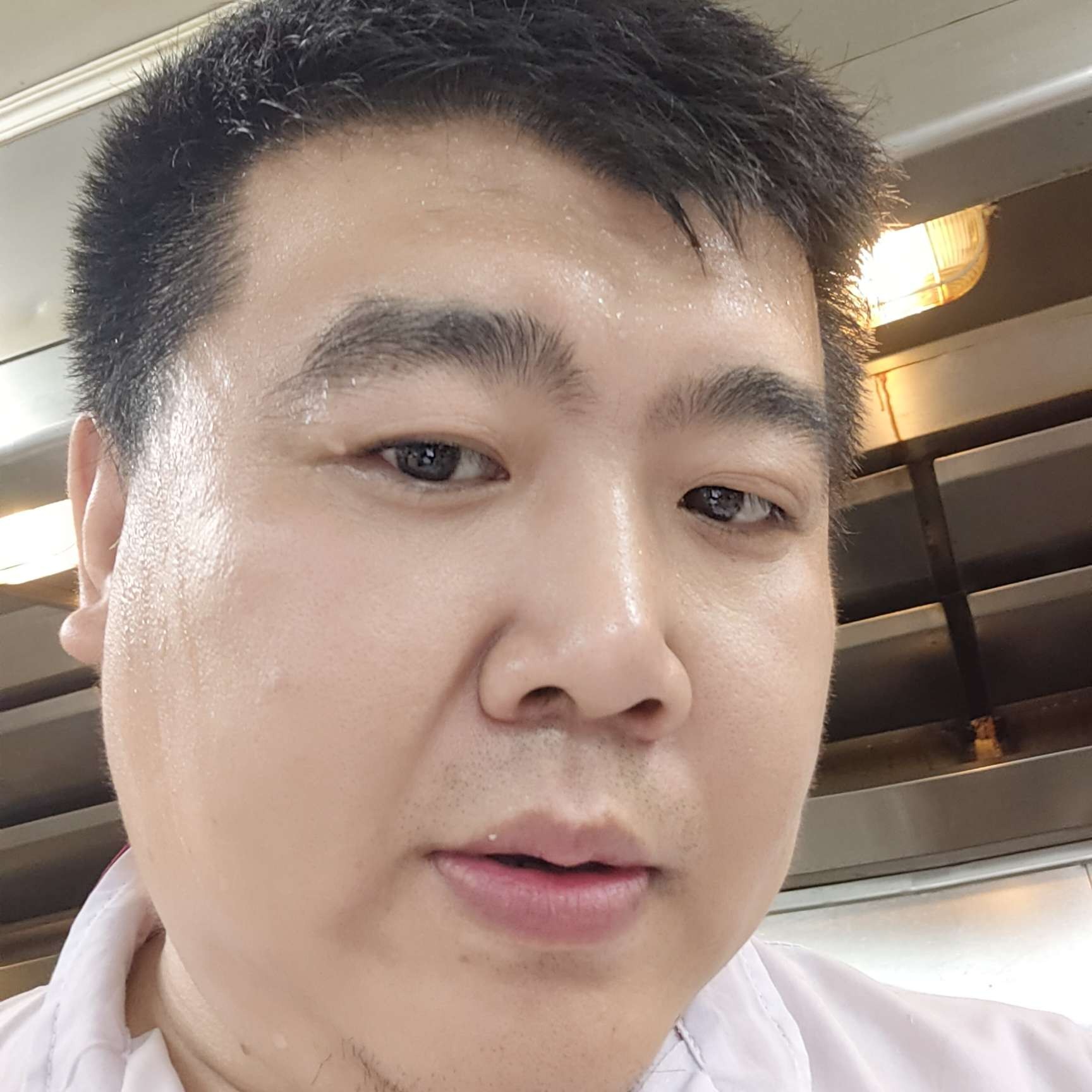 机器猫浅吻长情的照片