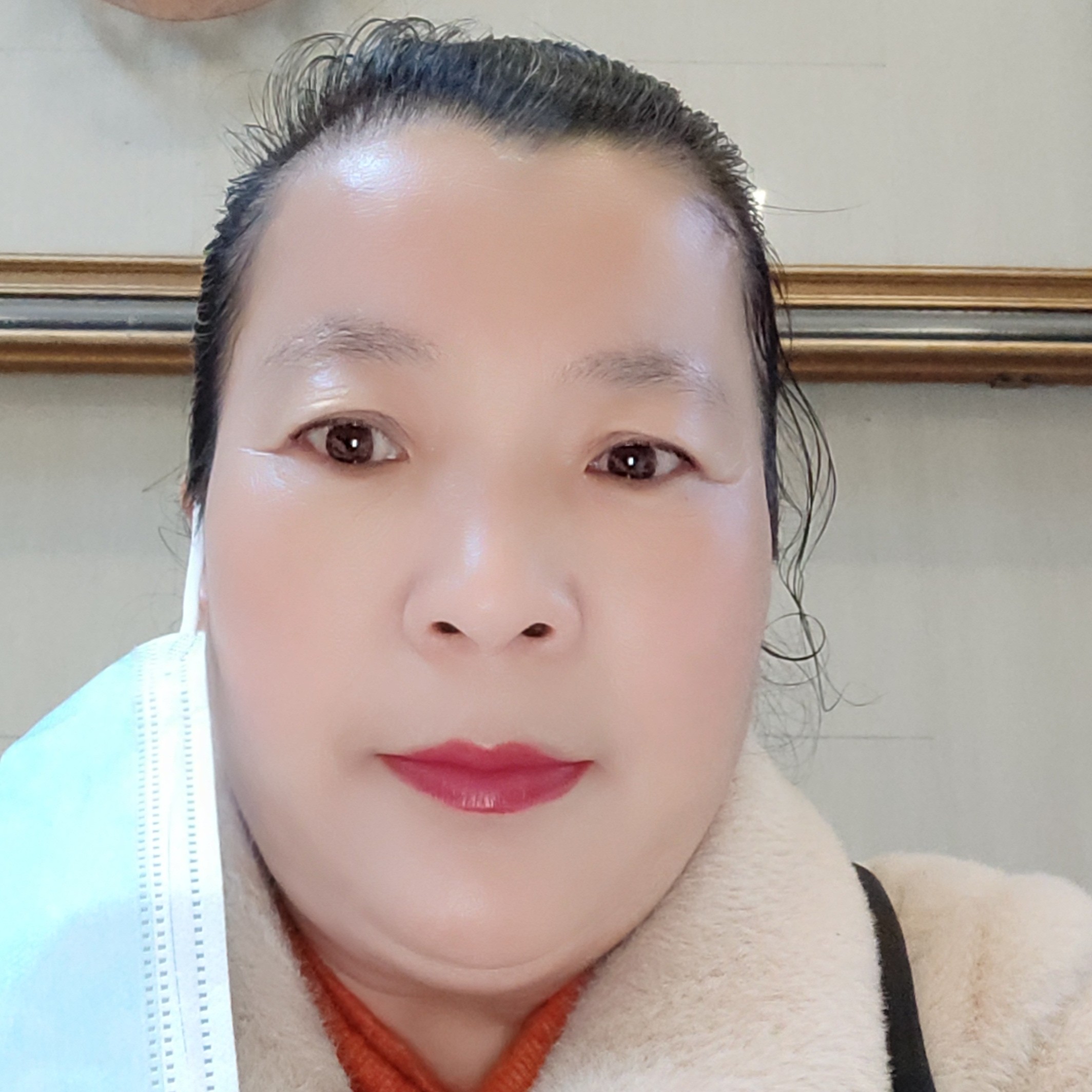御姐踢缥缈的照片