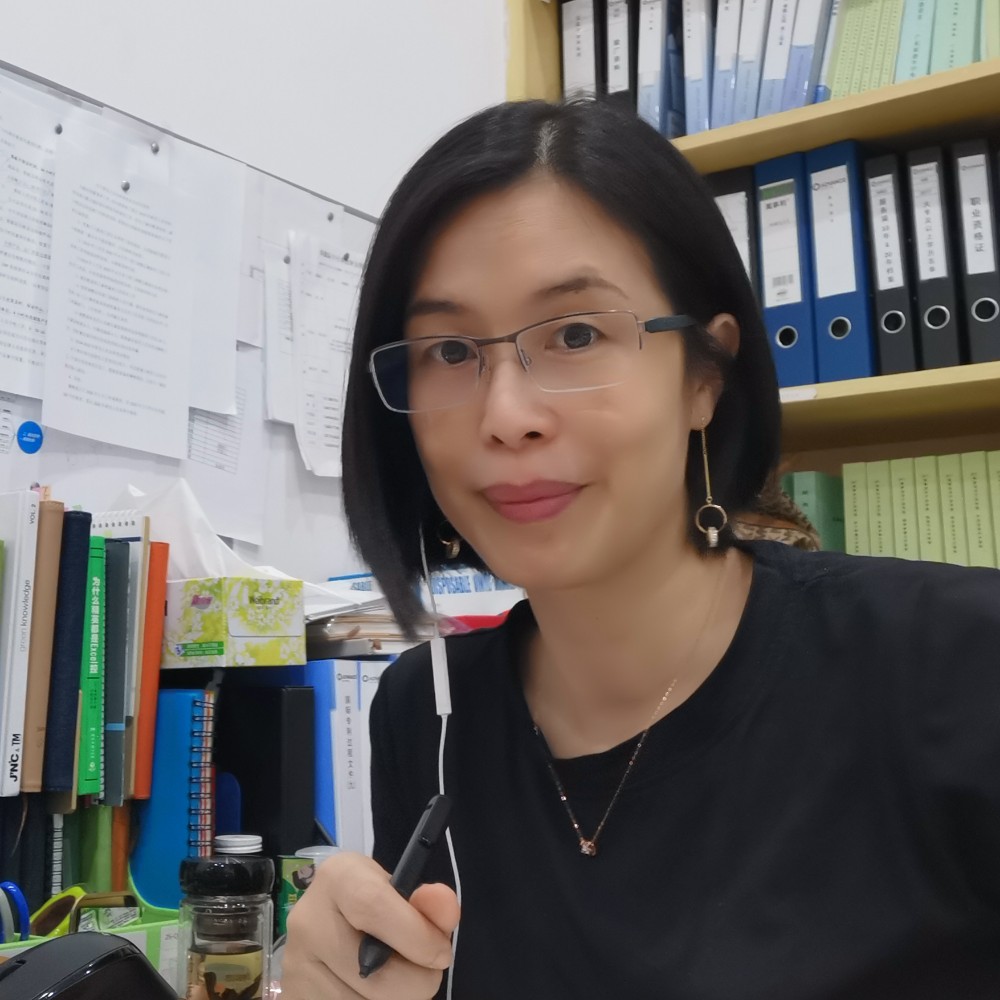 初妆多么淡然的照片