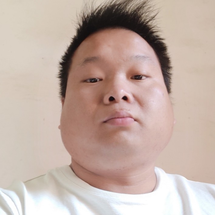 正直迎冷眸的照片