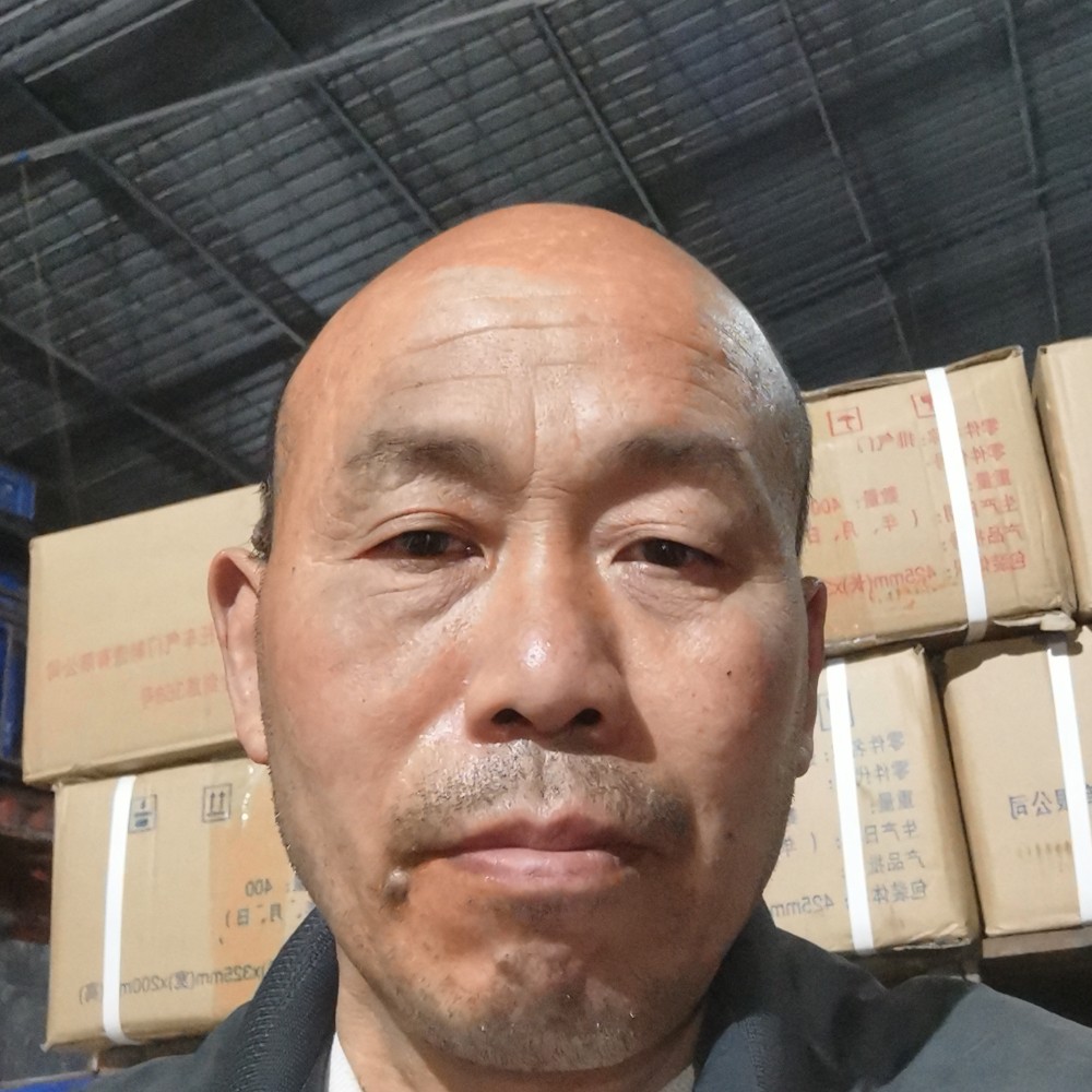 曾昭伦的照片