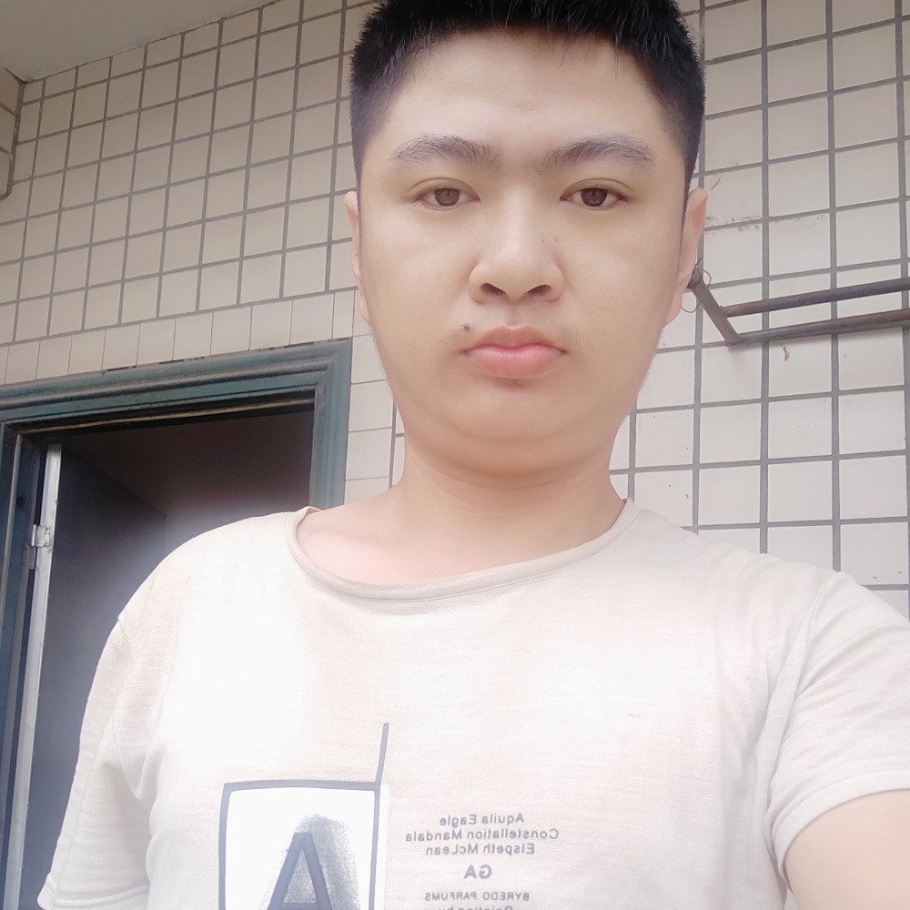 着急深拥小丸子的照片