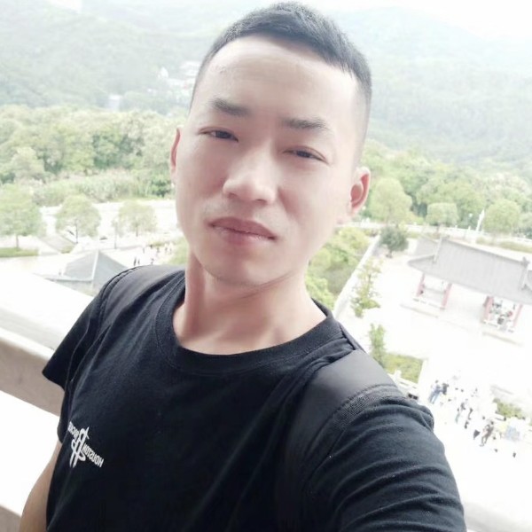 眯眯眼多么吐司的照片