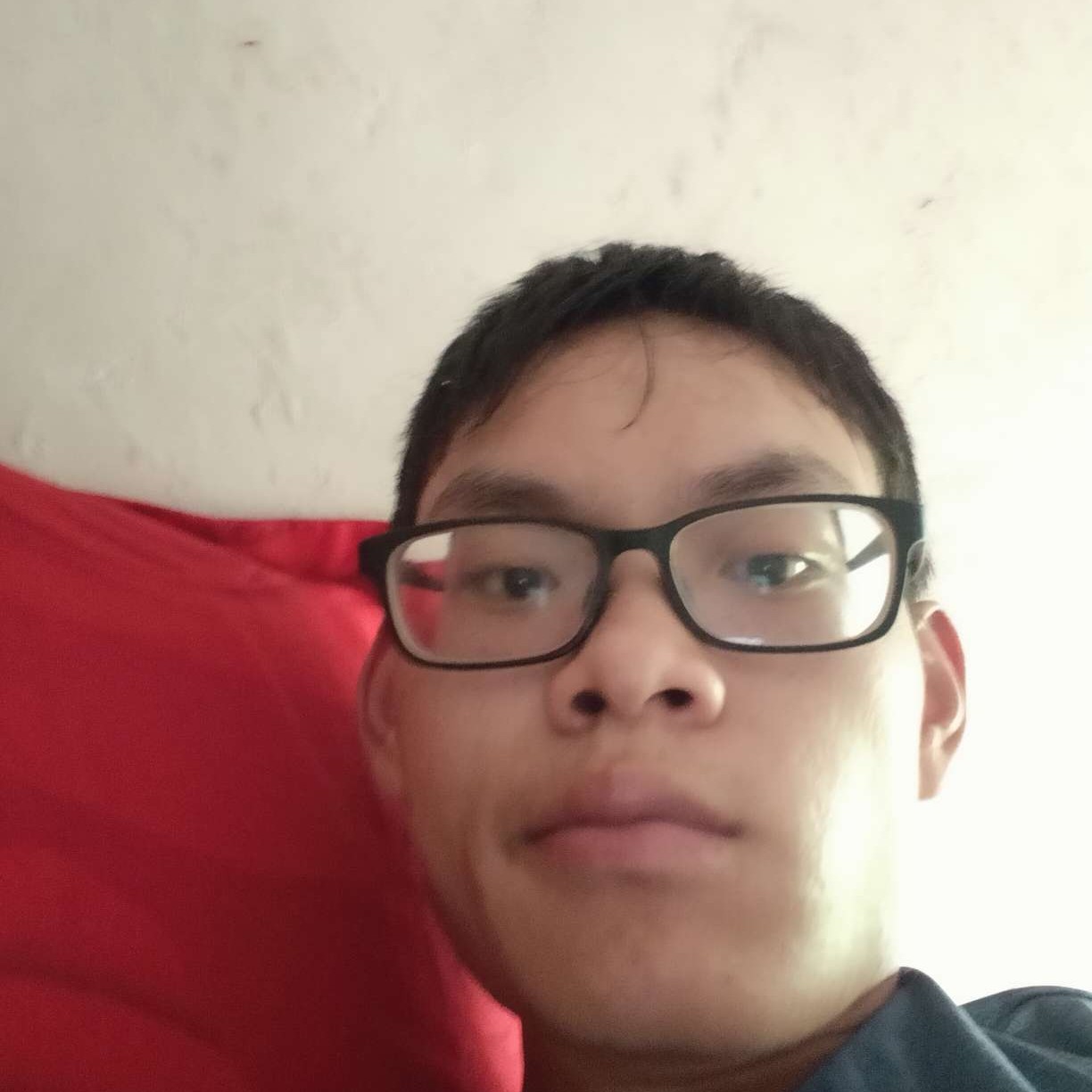 山水深拥儒雅的照片