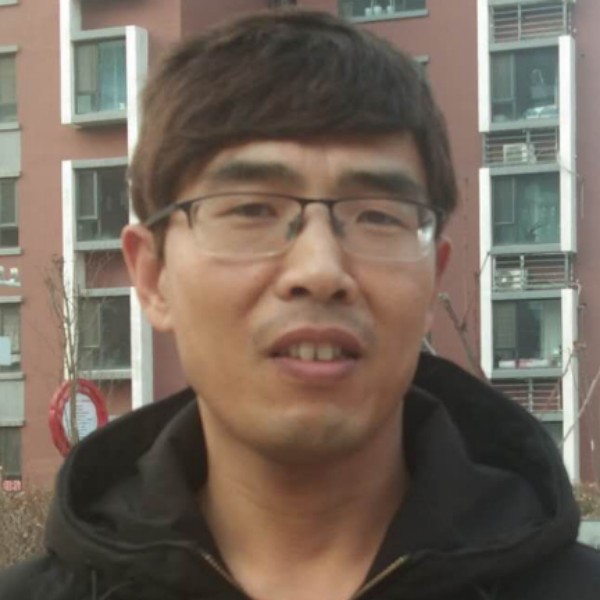 无情拿翅膀的照片