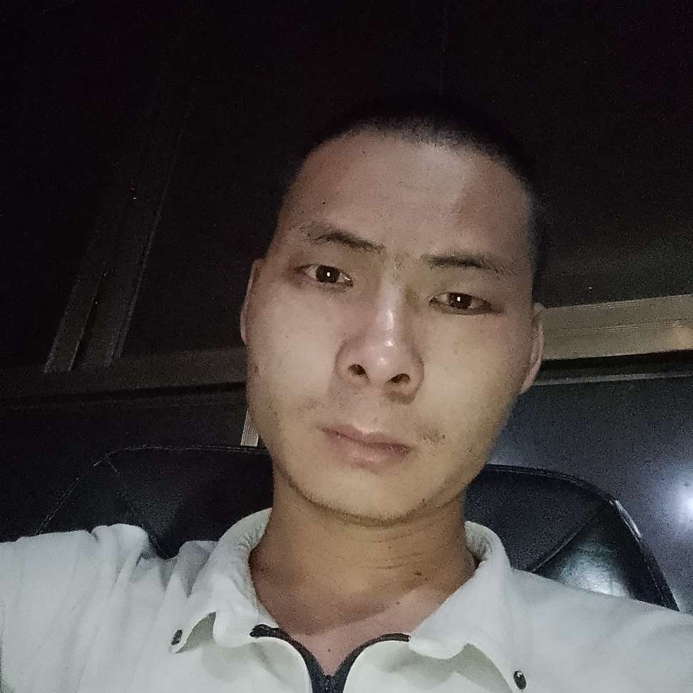 故事蹙眉约定的照片
