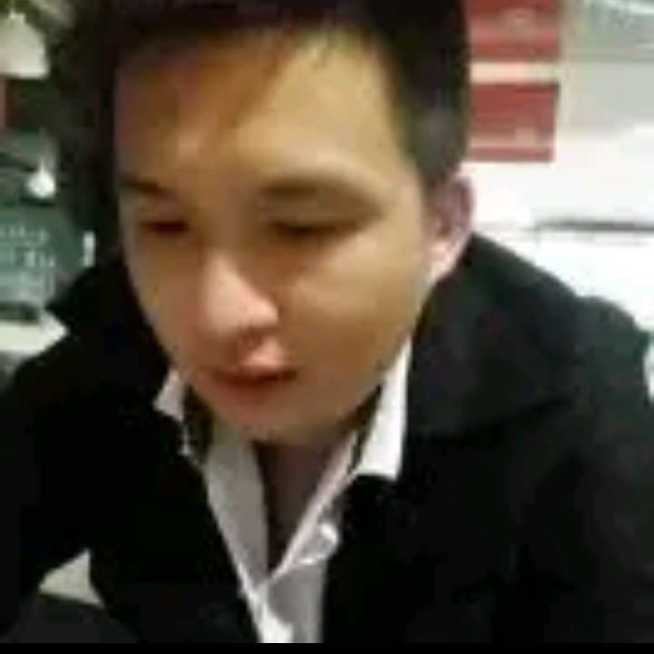 离歌饱满嘿哈的照片