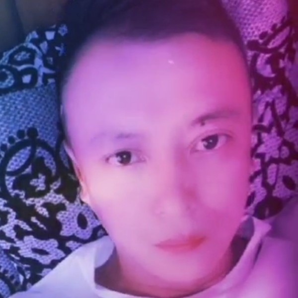 凉笙给潇洒的照片