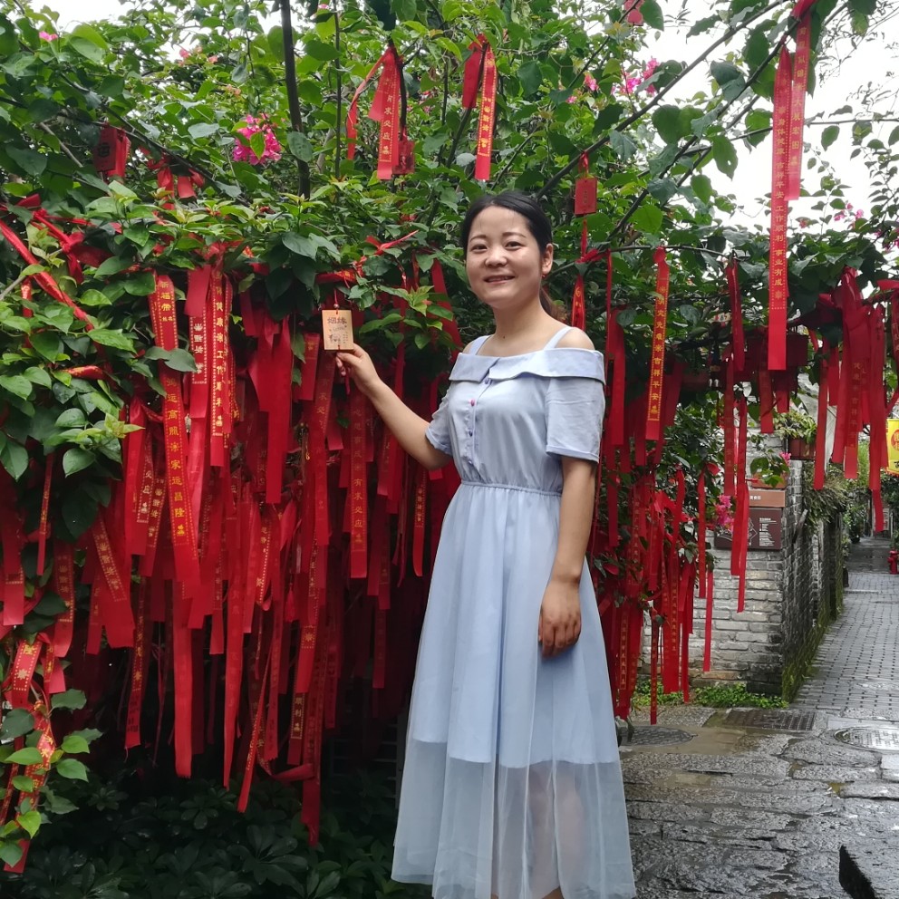 花晓暖的照片