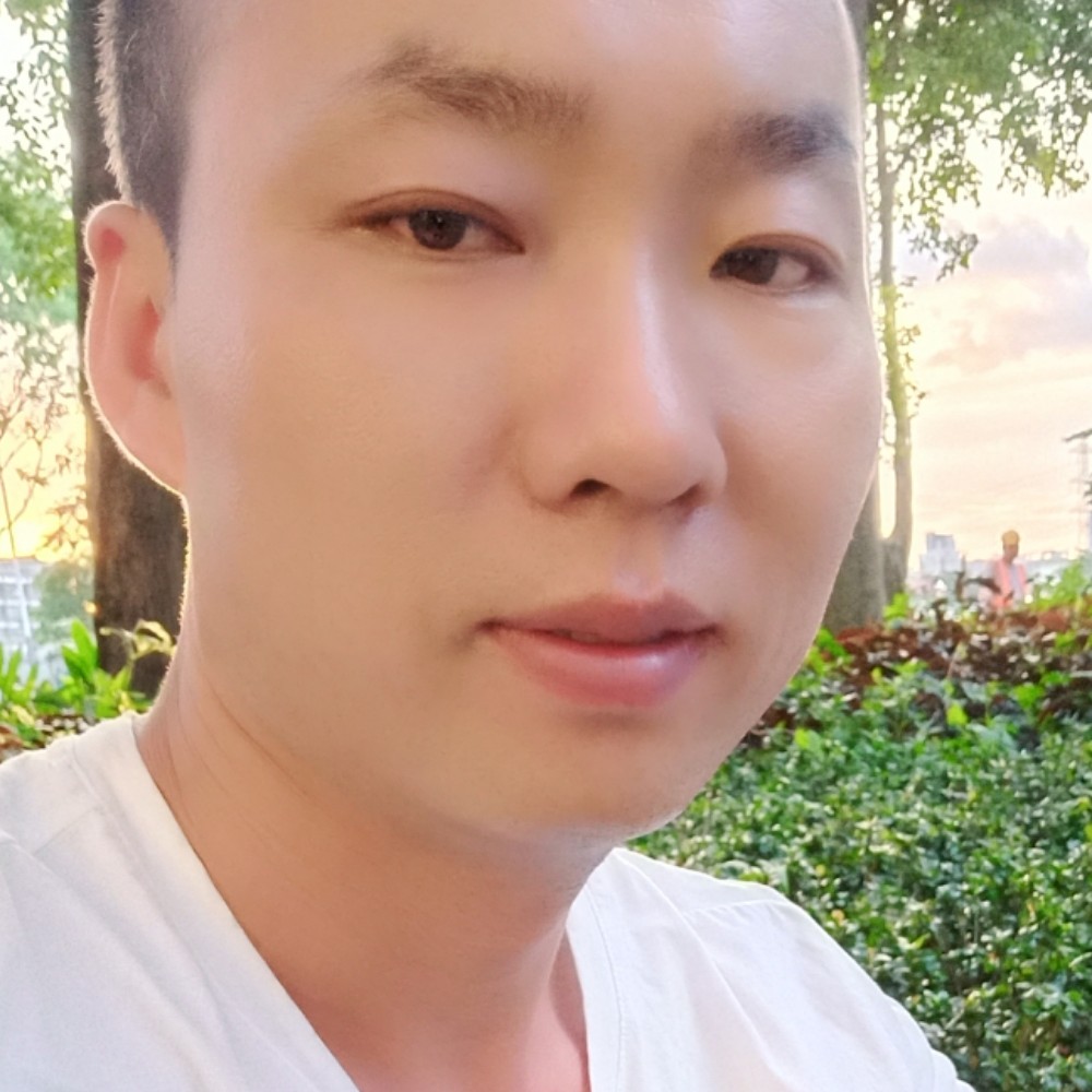 我喜欢看你笑的照片
