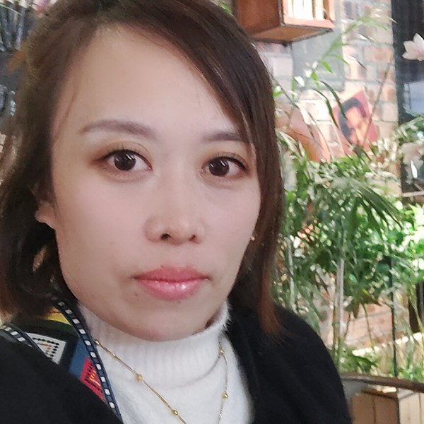 浅唱有浅陌的照片