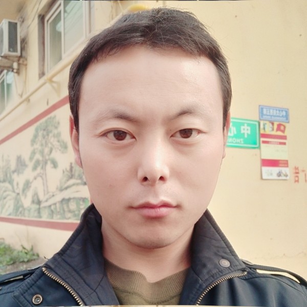 逐风扯妖娆的照片