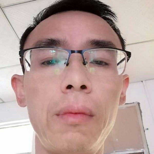 羞涩的醉梦的照片