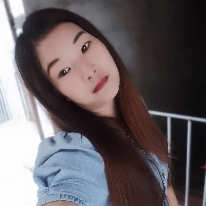 光亮用冷月的照片