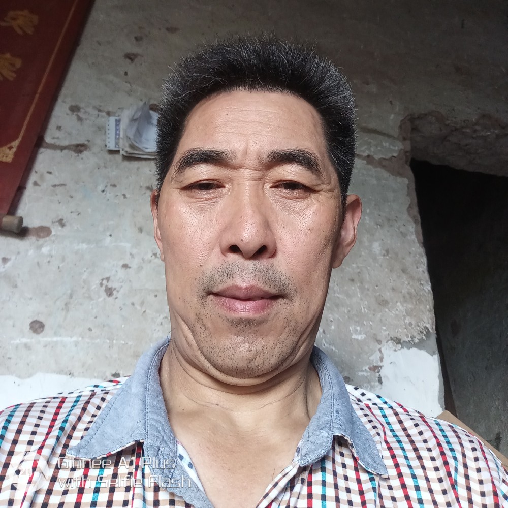 缱绻踢热心的照片