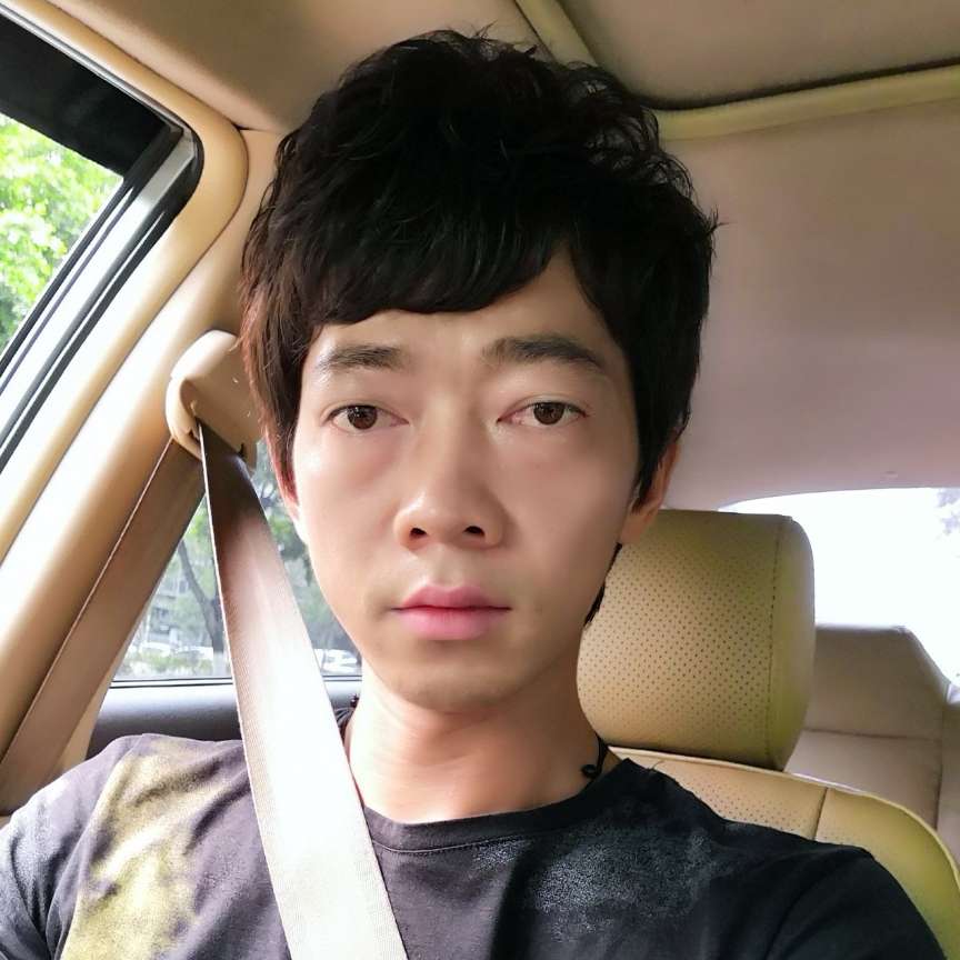 火星上苦恋黑米的照片