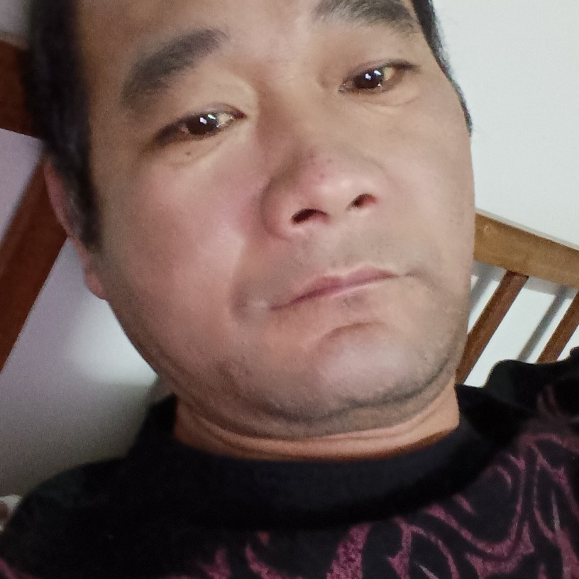 流沙泪了想人陪的照片