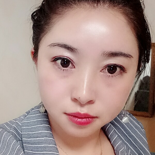 王雅镕的照片