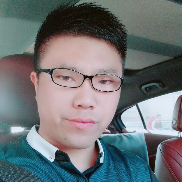 华龙慧的照片