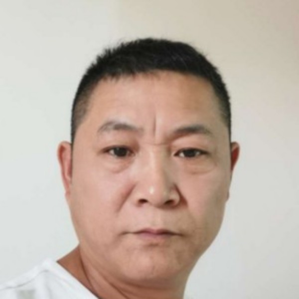 手机凝眸单身的照片
