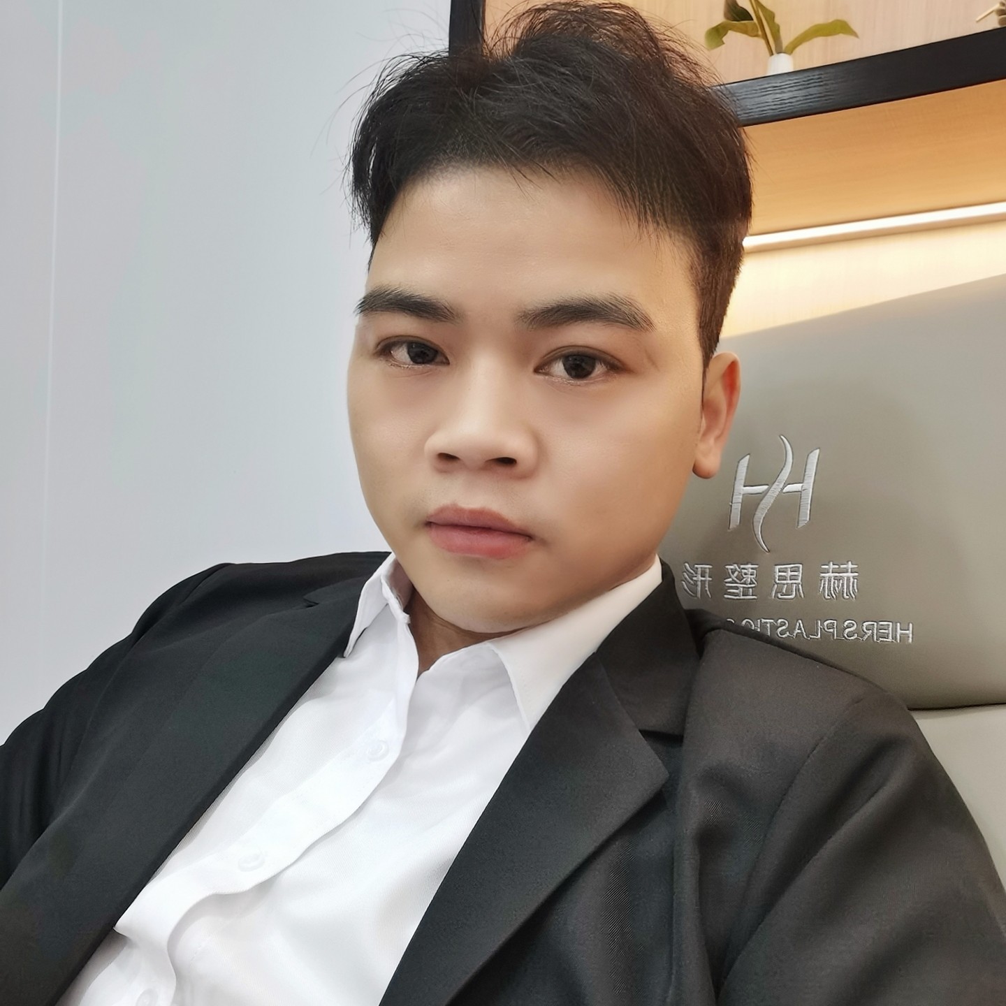 李先生Q的照片