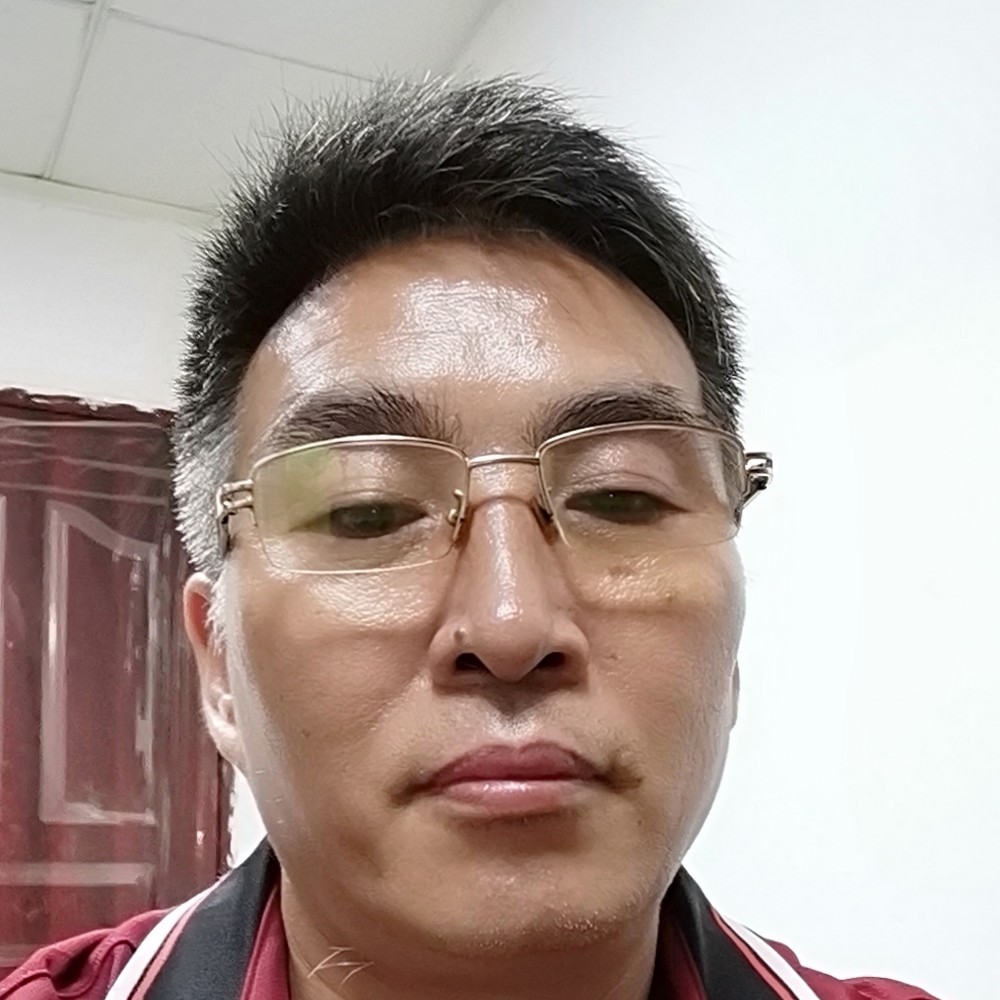 芹菜老实的照片