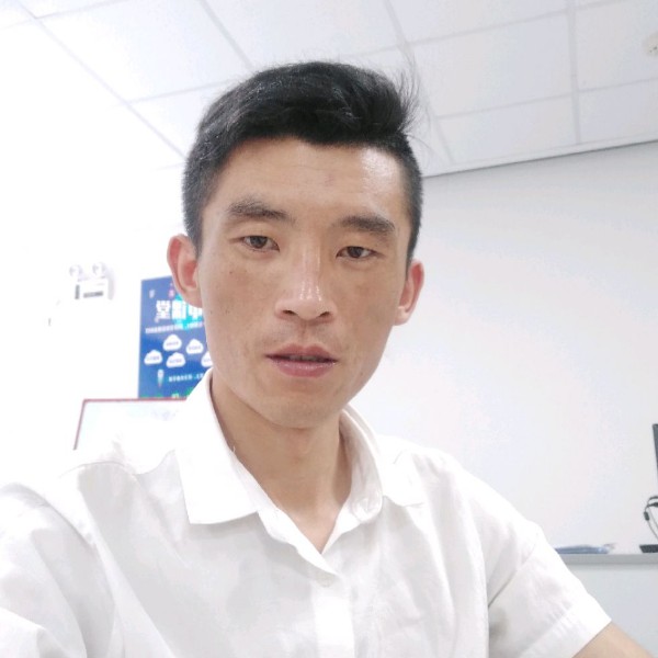 一个人的翅膀的照片