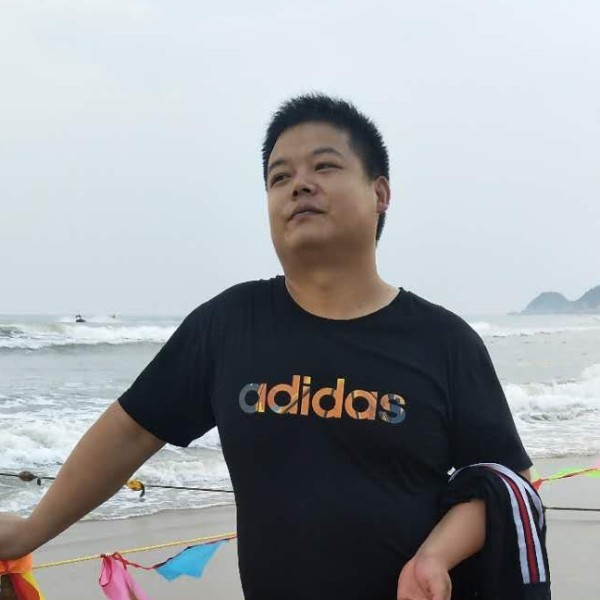 爆米花一个人的照片