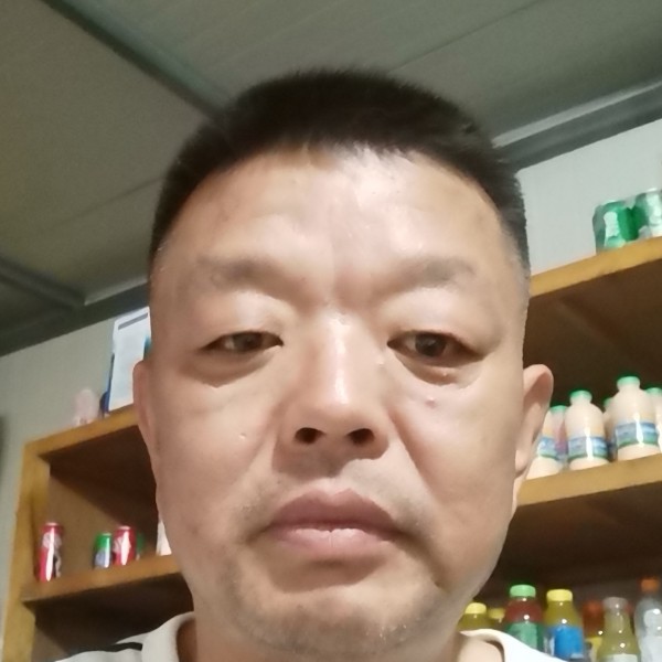 绿草阔达的照片