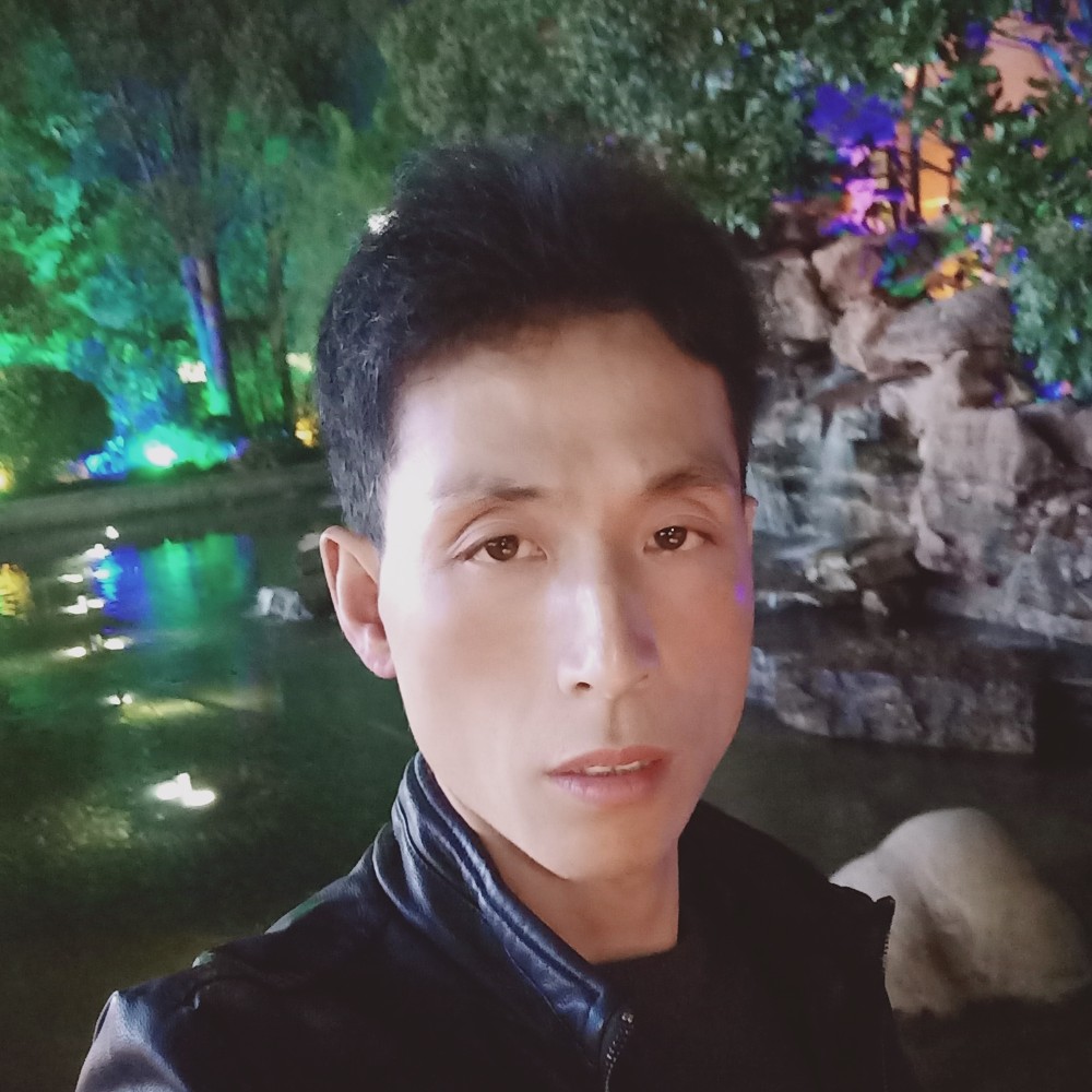 虚心就方盒的照片