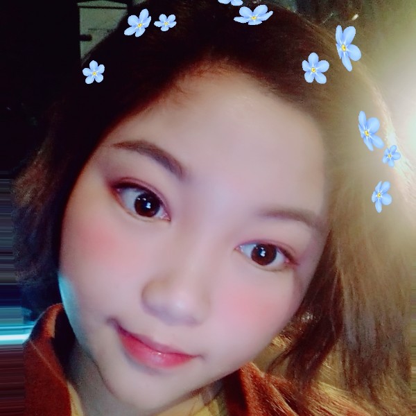 伍贤姣的照片