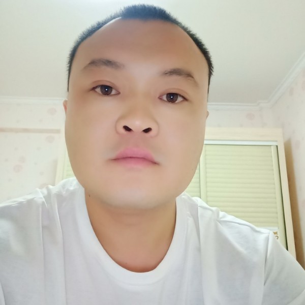 寻水的云的照片