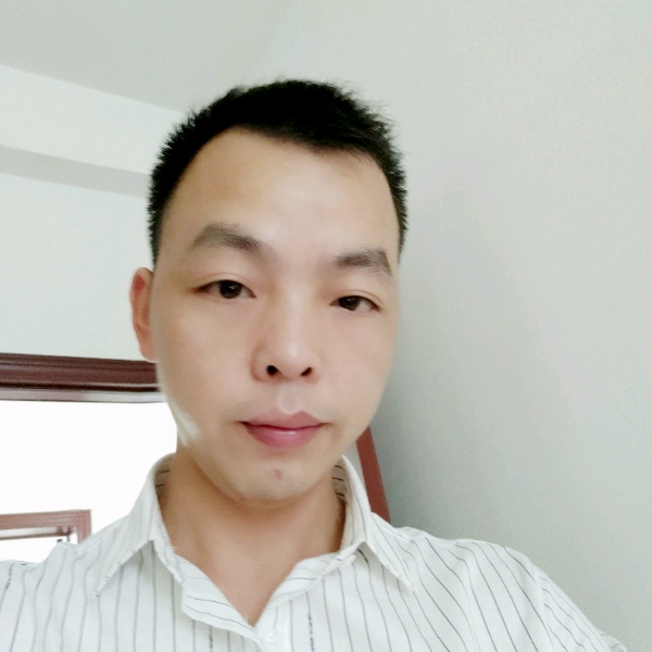 山岚爱矫情的照片