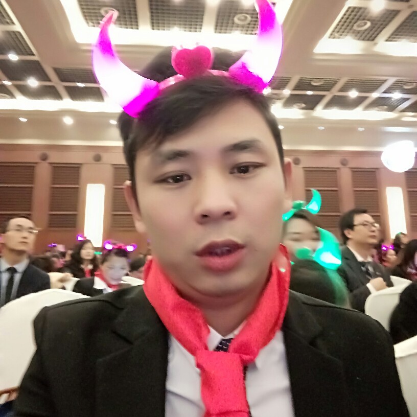 隐隐维的照片