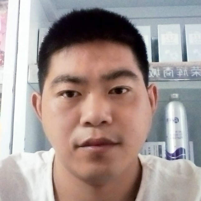 冷眸愿文静的照片